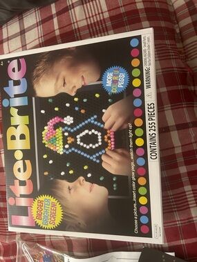 Kids Peg Art Toy Set - Multicolor Pegs